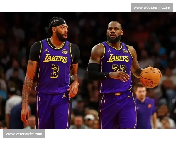 湖人对决湖人第四场激战 詹姆斯与戴维斯谁能带队突围