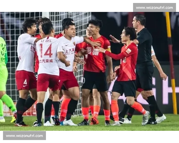 广州恒大主场迎战杭州绿城冲击积分榜关键三分之战前瞻焦点对决看点多